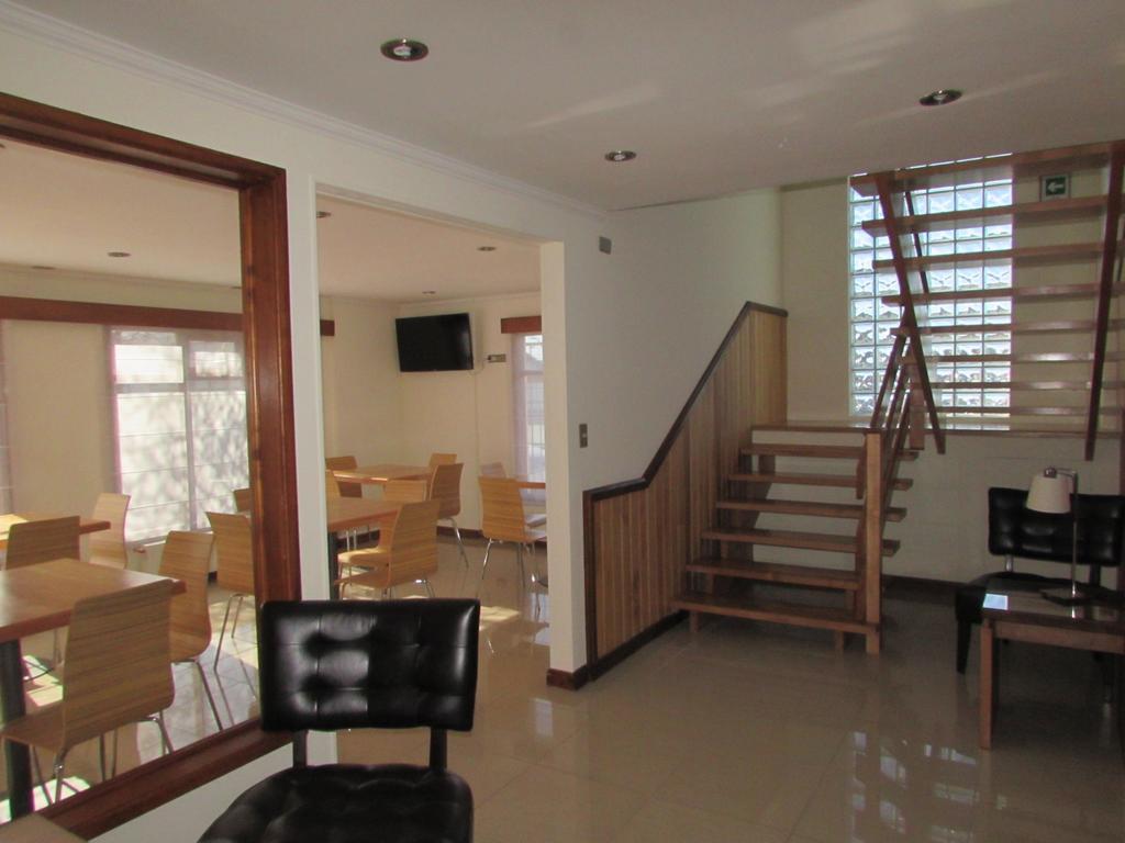 Hostal Buena Estancia Punta Arenas Ngoại thất bức ảnh